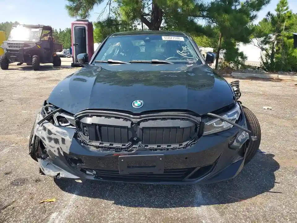 3MW39FF03R8E09509 2024 BMW 3 SERIES-4