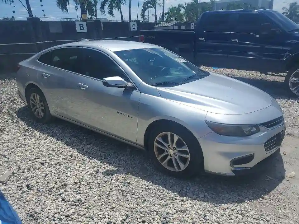 1G1ZE5ST1HF221296 2017 CHEVROLET MALIBU-3