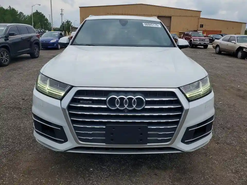 WA1LAAF79KD047215 2019 AUDI Q7-4