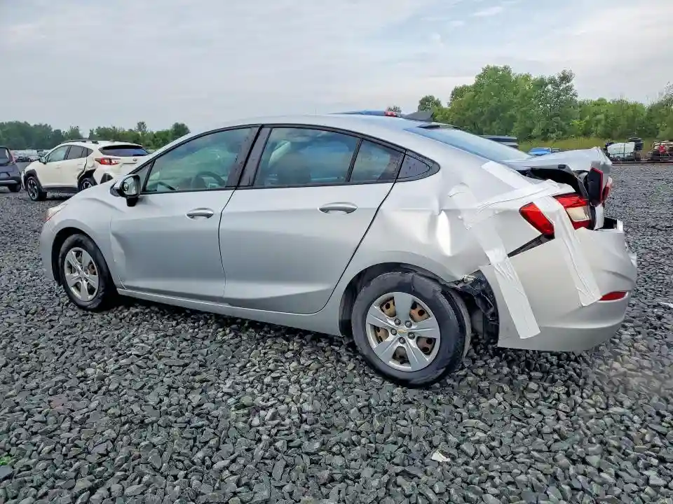 1G1BC5SM6J7221469 2018 CHEVROLET CRUZE-1