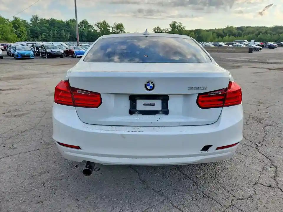 WBA3B1G53FNT63643 2015 BMW 3 SERIES-5