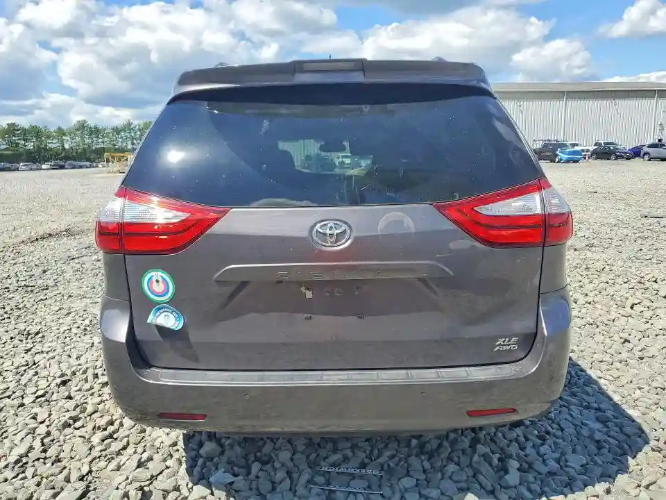 5TDDZ3DC8KS220578 2019 TOYOTA SIENNA-5