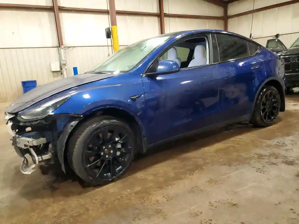 7SAYGDEE5PA181389 2023 TESLA MODEL Y-0