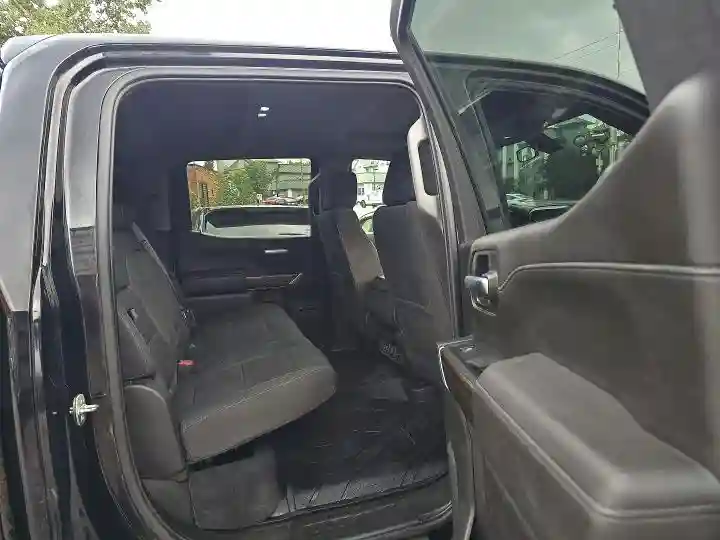 1GCUYEET9MZ104871 2021 CHEVROLET SILVERADO-5