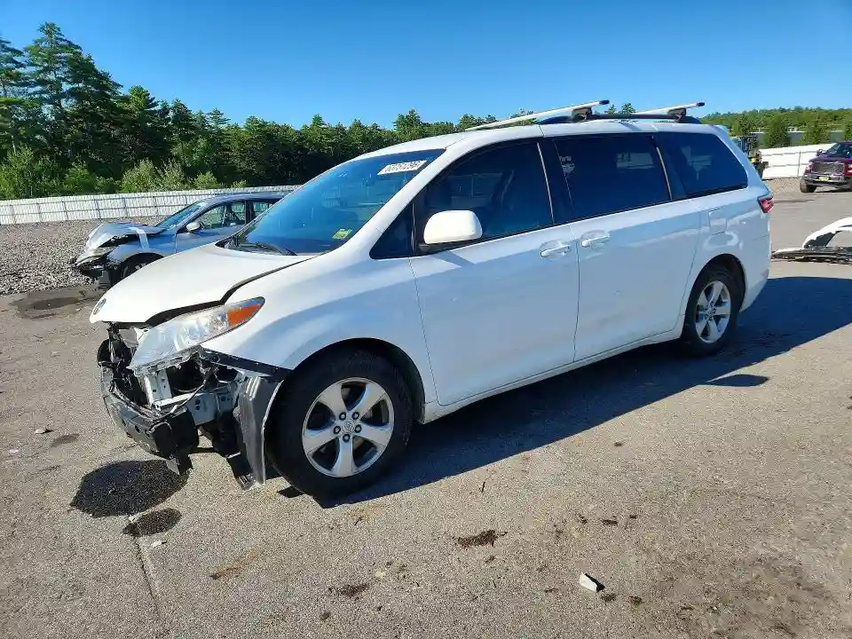 5TDKZ3DC8HS875601 2017 TOYOTA SIENNA-0