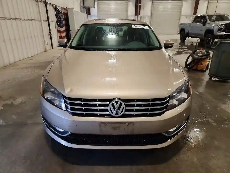 1VWCS7A32FC075229 2015 VOLKSWAGEN PASSAT-4