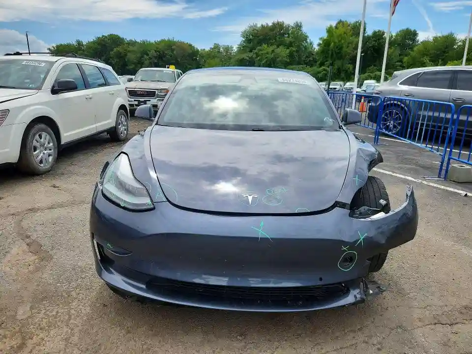 5YJ3E1EA4MF961374 2021 TESLA MODEL 3-4