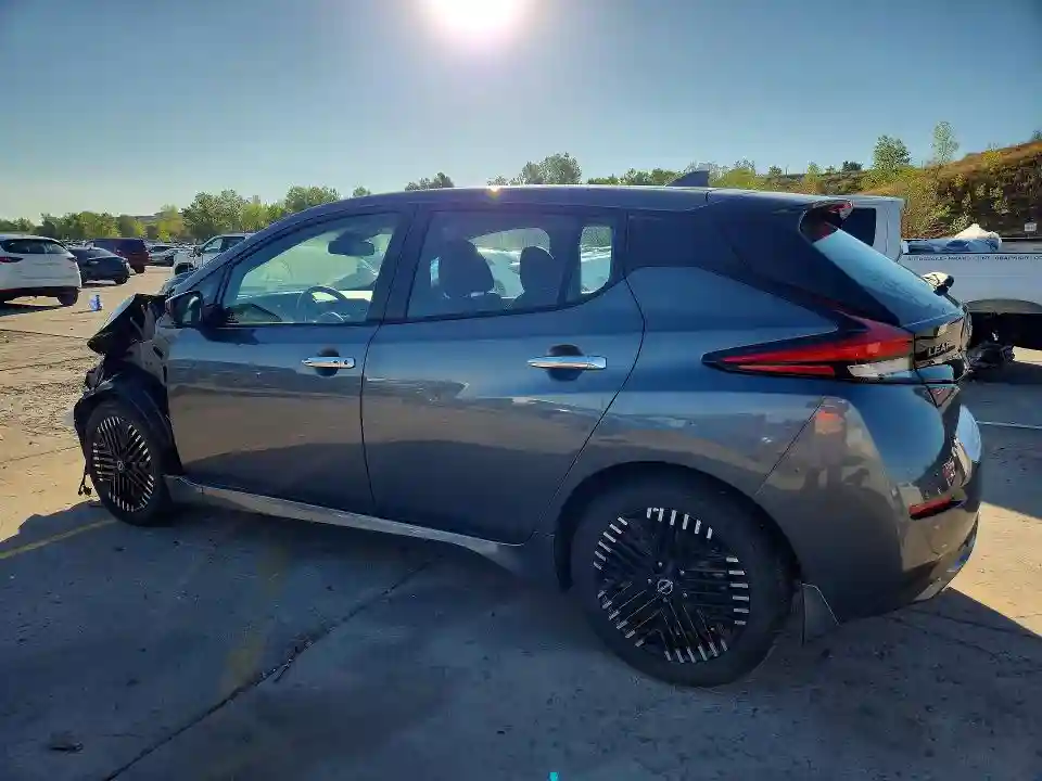 1N4CZ1CV2SC560237 2025 NISSAN LEAF-1