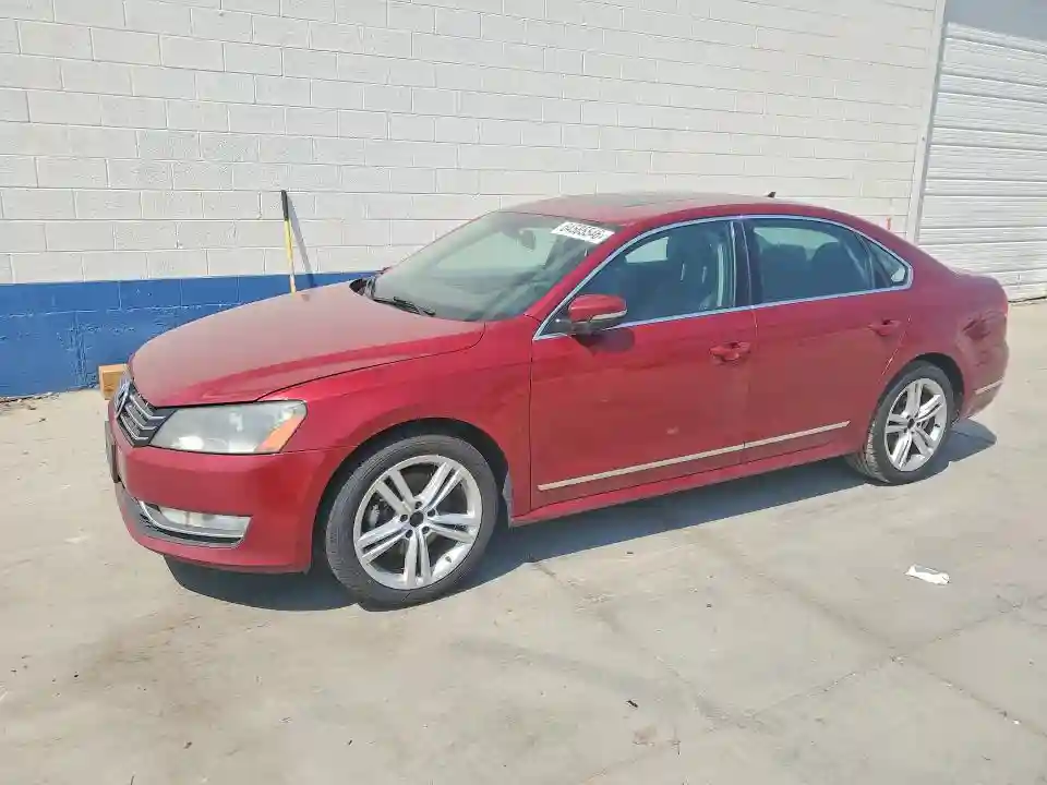 1VWCV7A37FC012960 2015 VOLKSWAGEN PASSAT-0