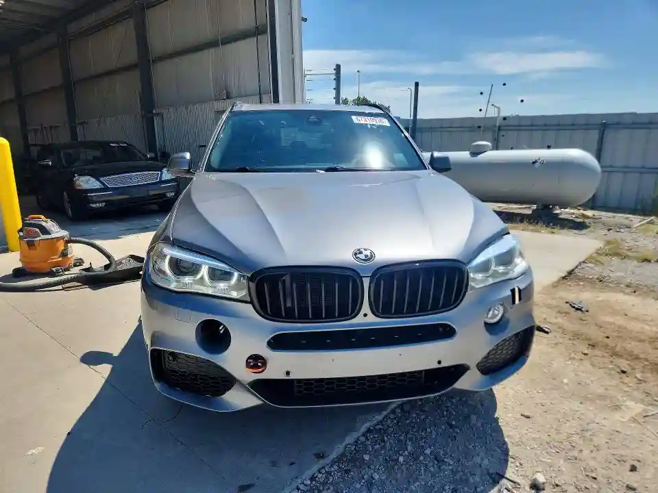 5UXKR6C50G0J80095 2016 BMW X5-4