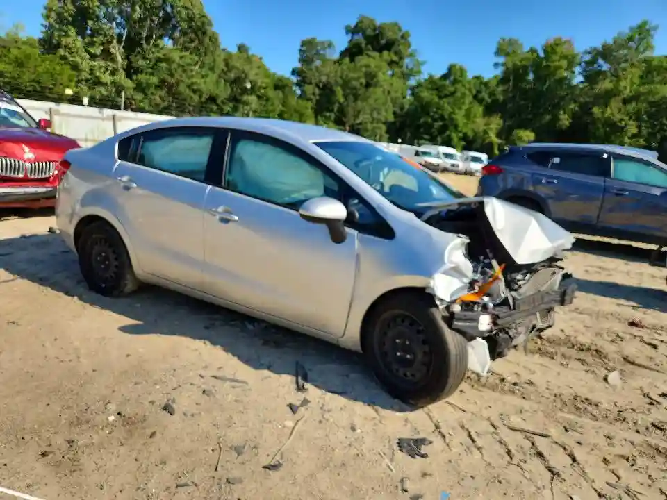 KNADM4A33F6485050 2015 KIA RIO-3