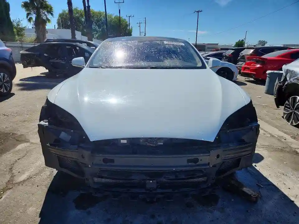 5YJSA1E28GF134885 2016 TESLA MODEL S-4
