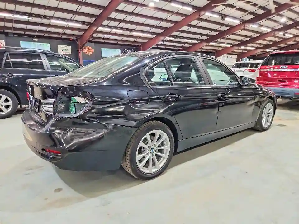 WBA8A3C55HK691192 2017 BMW 3 SERIES-2