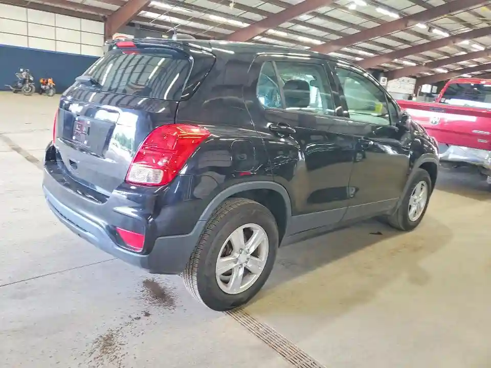 3GNCJNSB7HL279202 2017 CHEVROLET TRAX-2