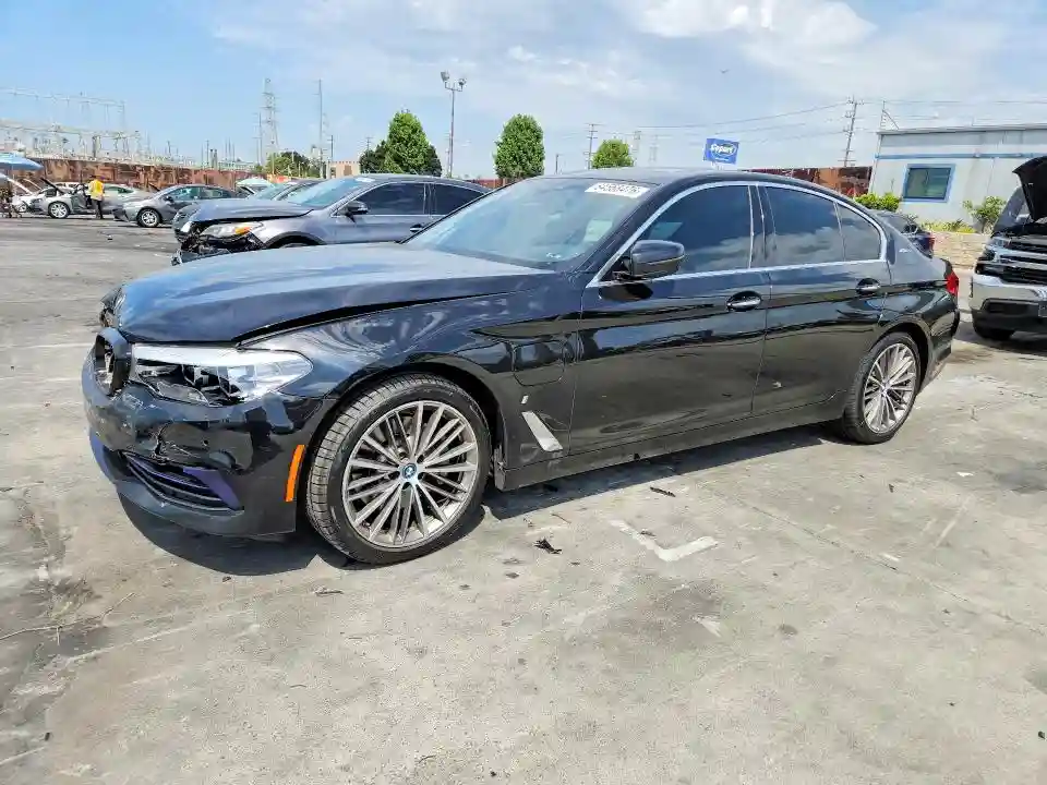 WBAJA9C56JB250505 2018 BMW 5 SERIES-0