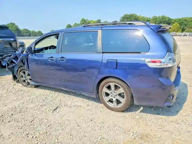 5TDXZ3DC8JS912853 2018 TOYOTA SIENNA-1