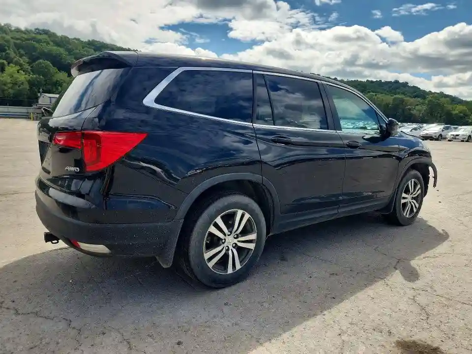 5FNYF6H56HB092684 2017 HONDA PILOT-2