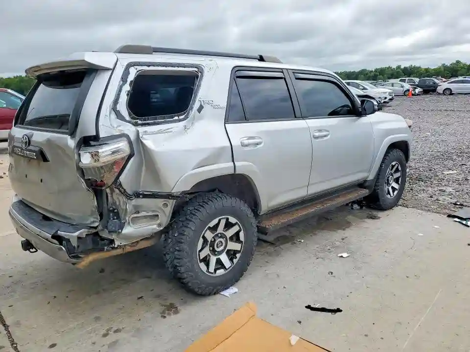 JTERU5JR3P6134722 2023 TOYOTA 4RUNNER-2