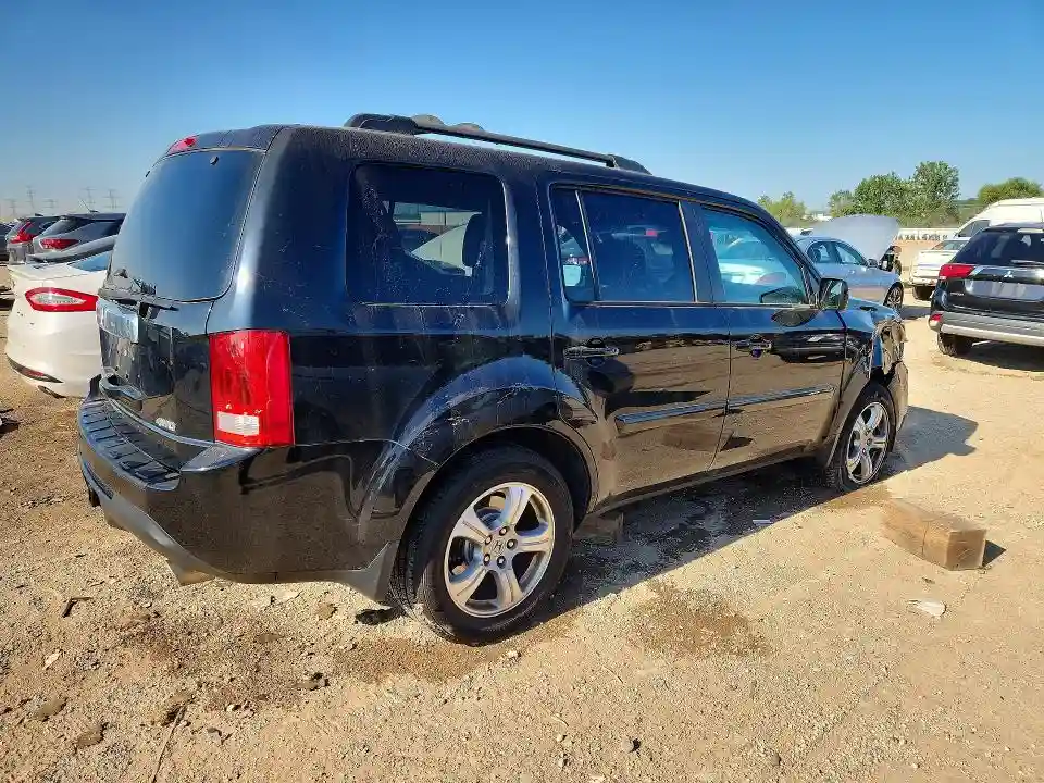 5FNYF4H55FB026788 2015 HONDA PILOT-2