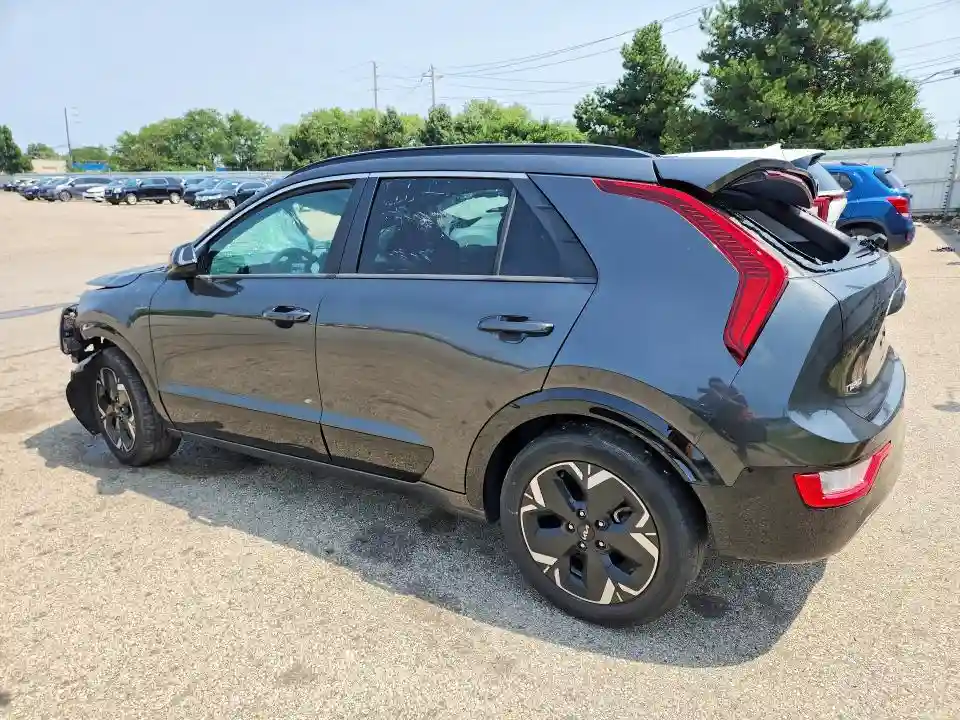 KNDCR3L15R5111801 2024 KIA NIRO-1