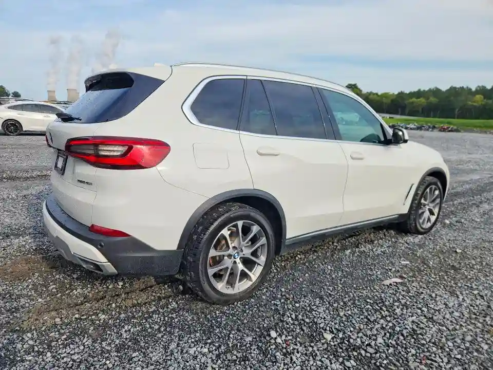 5UXCR4C03LLE30597 2020 BMW X5-2