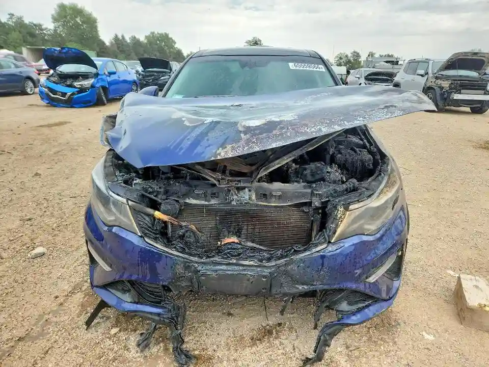 5XXGT4L30KG319869 2019 KIA OPTIMA-4