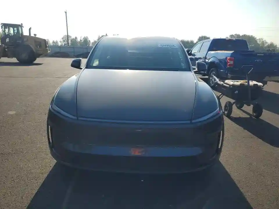 7SAYGDEE2TF408163 2026 TESLA MODEL Y-4