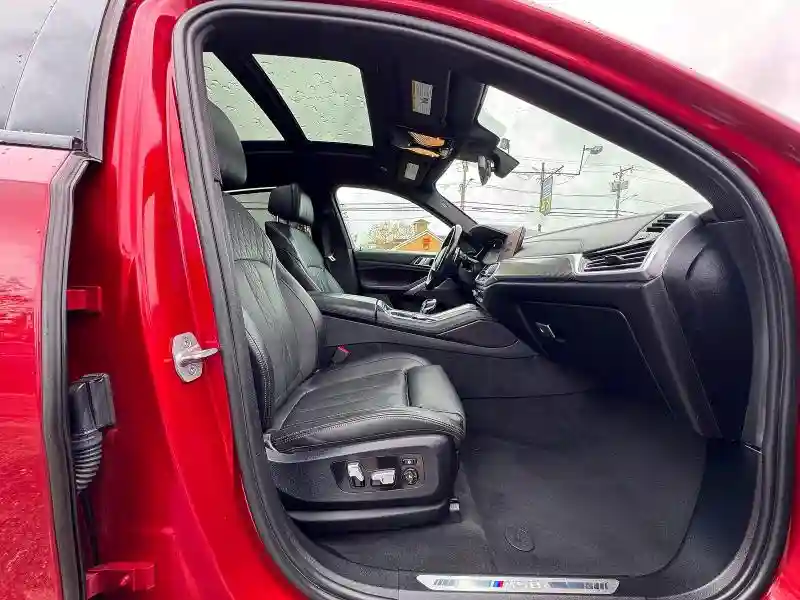 5UXCY8C09M9E51267 2021 BMW X6-4
