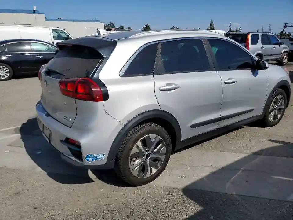 KNDCC3LG2K5026684 2019 KIA NIRO-2