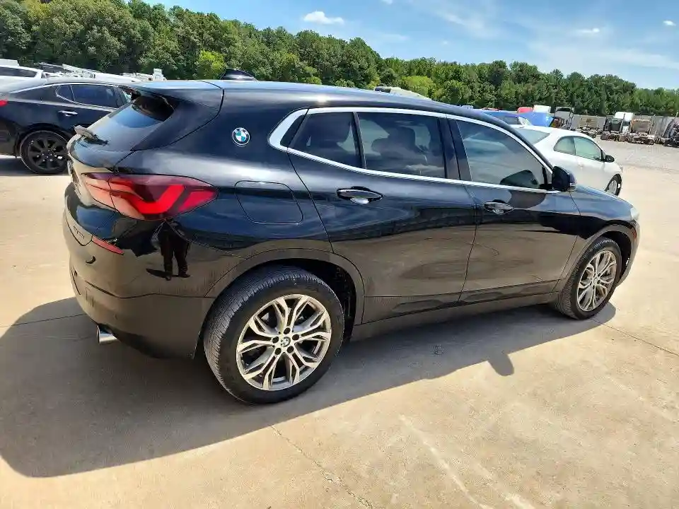 WBXYJ1C06N5U39007 2022 BMW X2-2