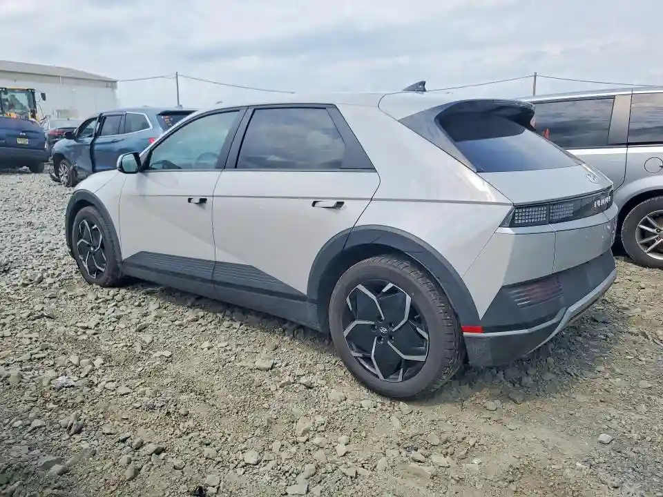 KM8KNDAF8PU189810 2023 HYUNDAI IONIQ-1