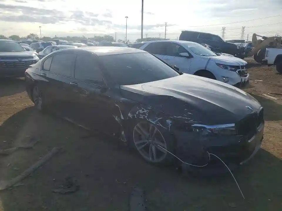 WBA7E4C56KGV28678 2019 BMW 7 SERIES-3