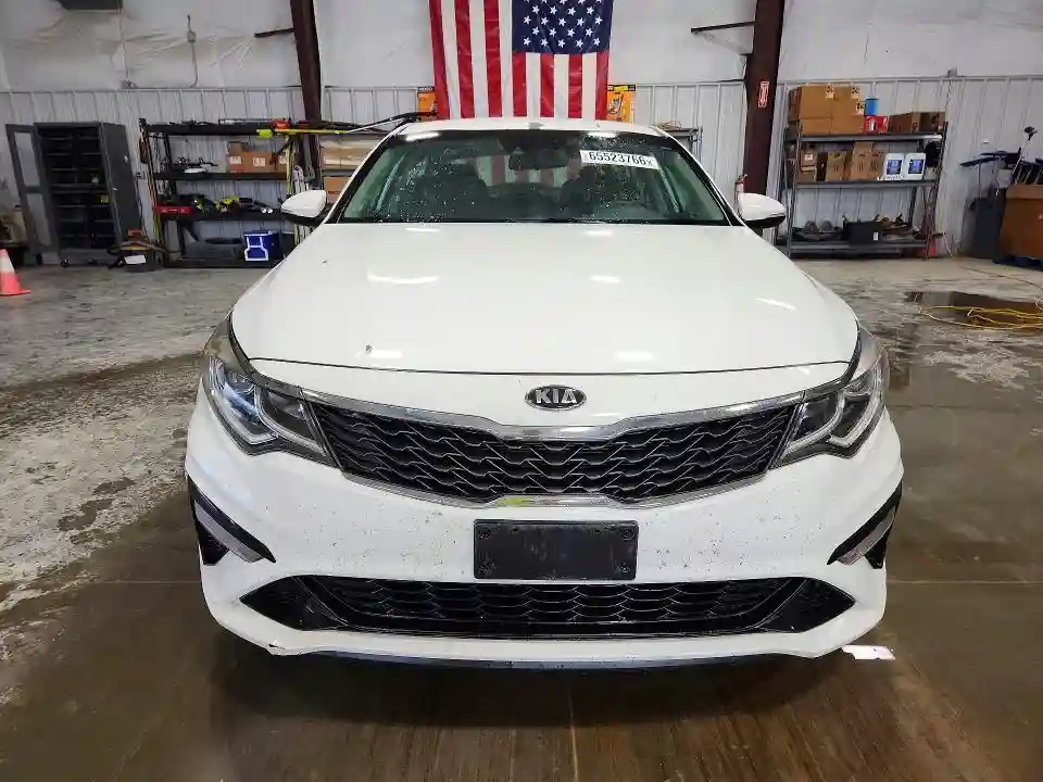 5XXGT4L38KG325595 2019 KIA OPTIMA-4