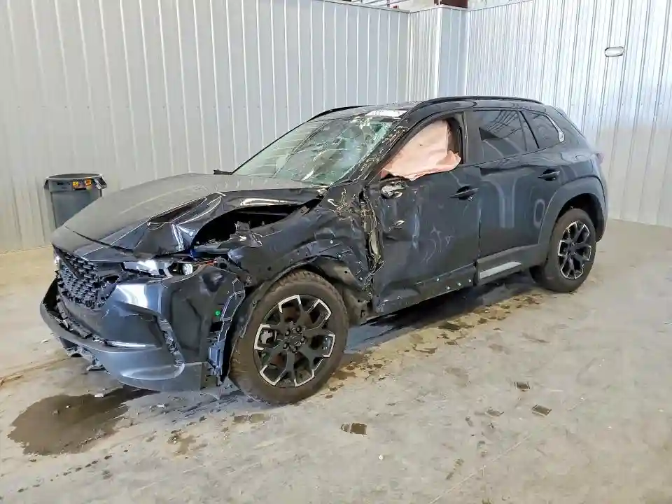 7MMVABXY5TN481011 2026 MAZDA CX-50-0