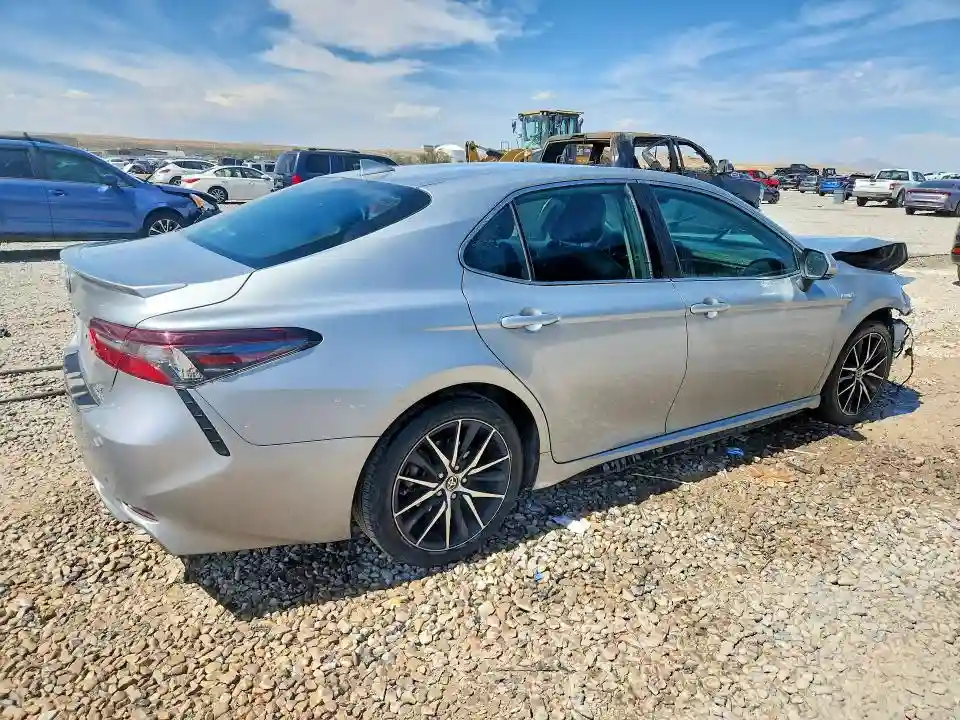 4T1G31AK7MU028402 2021 TOYOTA CAMRY-2