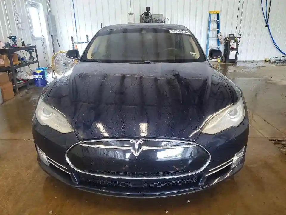 5YJSA1H20FF081593 2015 TESLA MODEL S-4