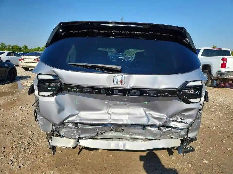 5FNYG2H75PB009767 2023 HONDA PILOT-5