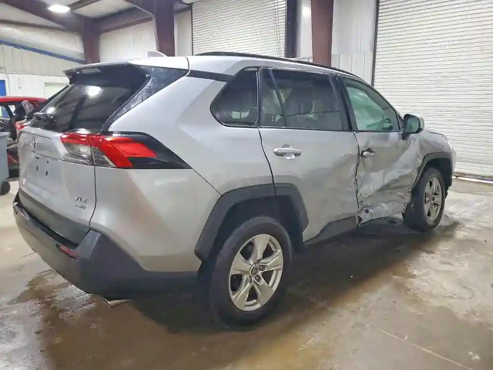 2T3P1RFV5MW238978 2021 TOYOTA RAV4-2
