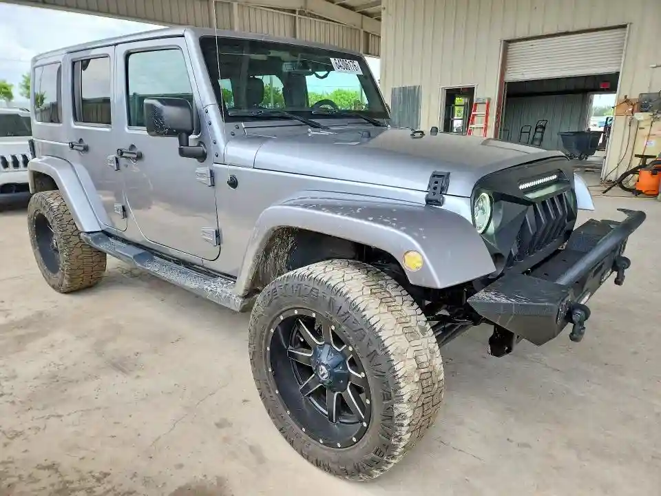 1C4BJWEG9HL530427 2017 JEEP WRANGLER-3