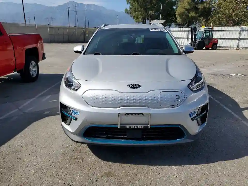 KNDCC3LG2K5026684 2019 KIA NIRO-4