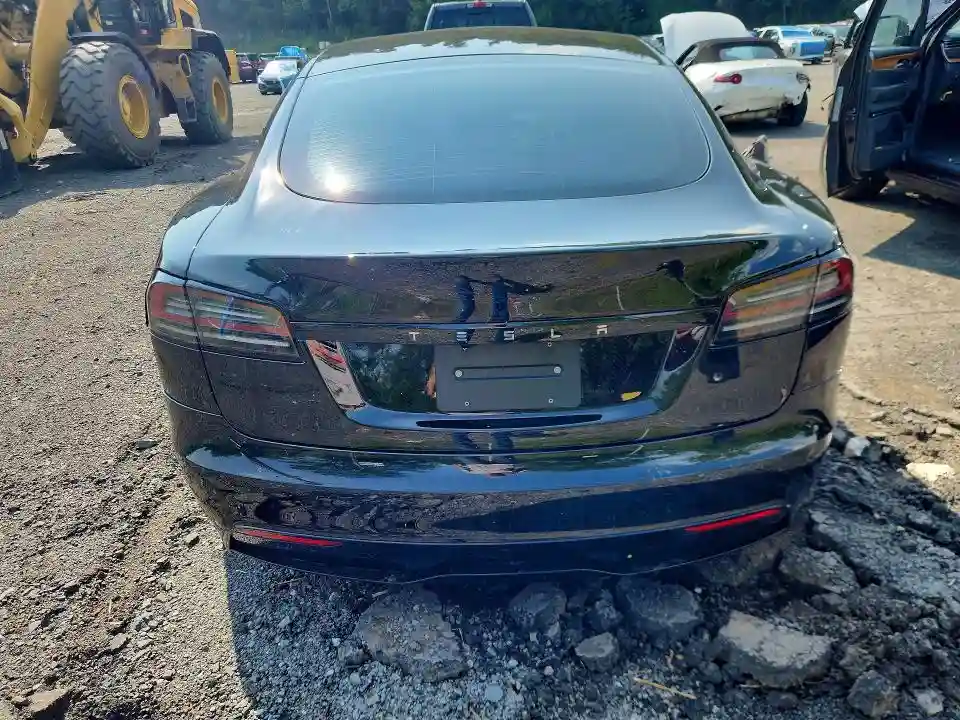 5YJSA1E52RF543624 2024 TESLA MODEL S-5