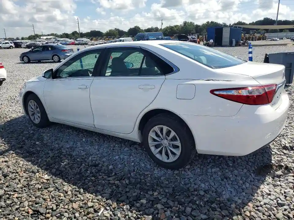 4T4BF1FK2GR569670 2016 TOYOTA CAMRY-1