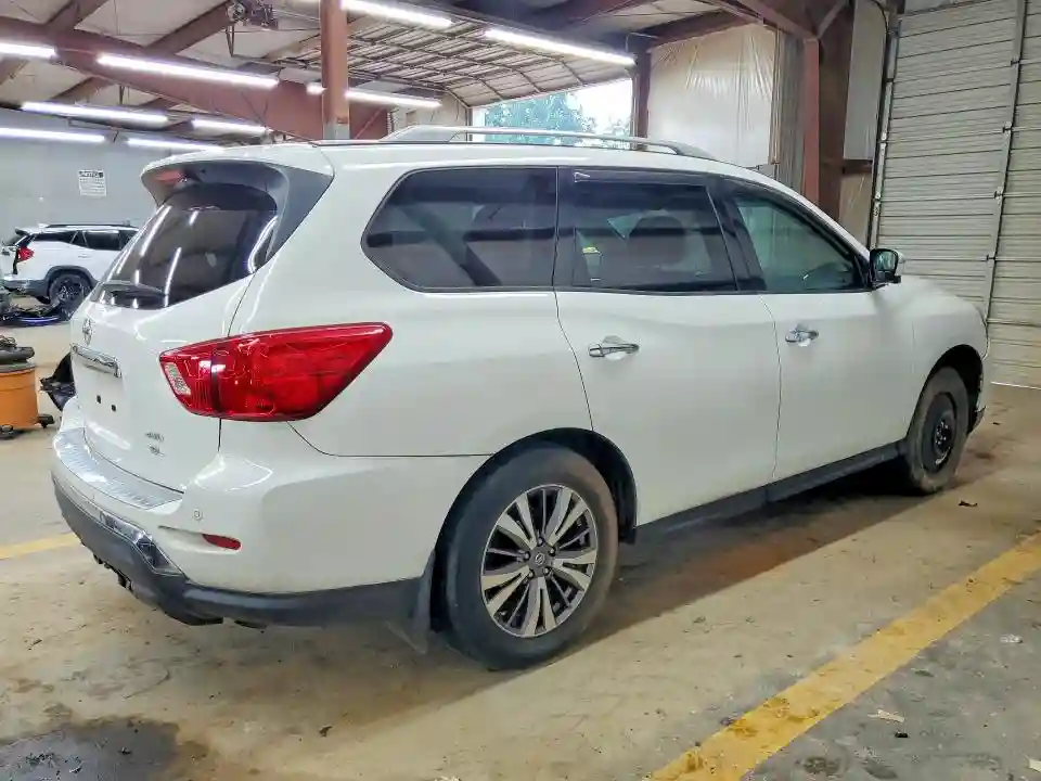 5N1DR2MM4HC641724 2017 NISSAN PATHFINDER-2