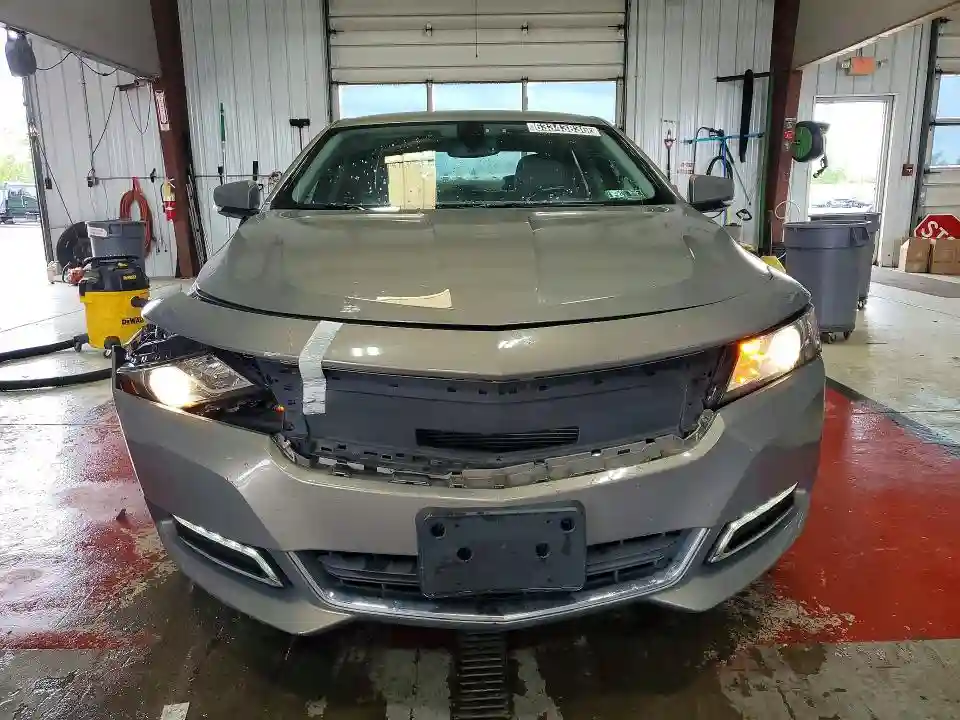 2G1105SA1J9136595 2018 CHEVROLET IMPALA-4