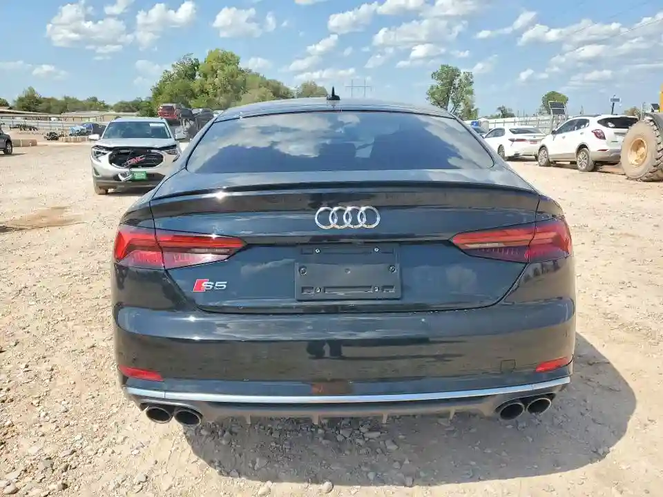 WAUB4CF57JA114989 2018 AUDI S5/RS5-5