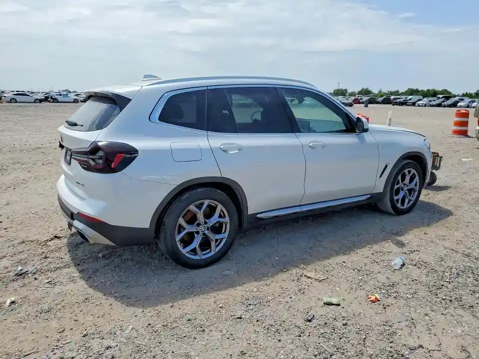 5UX43DP02P9S75220 2023 BMW X3-2
