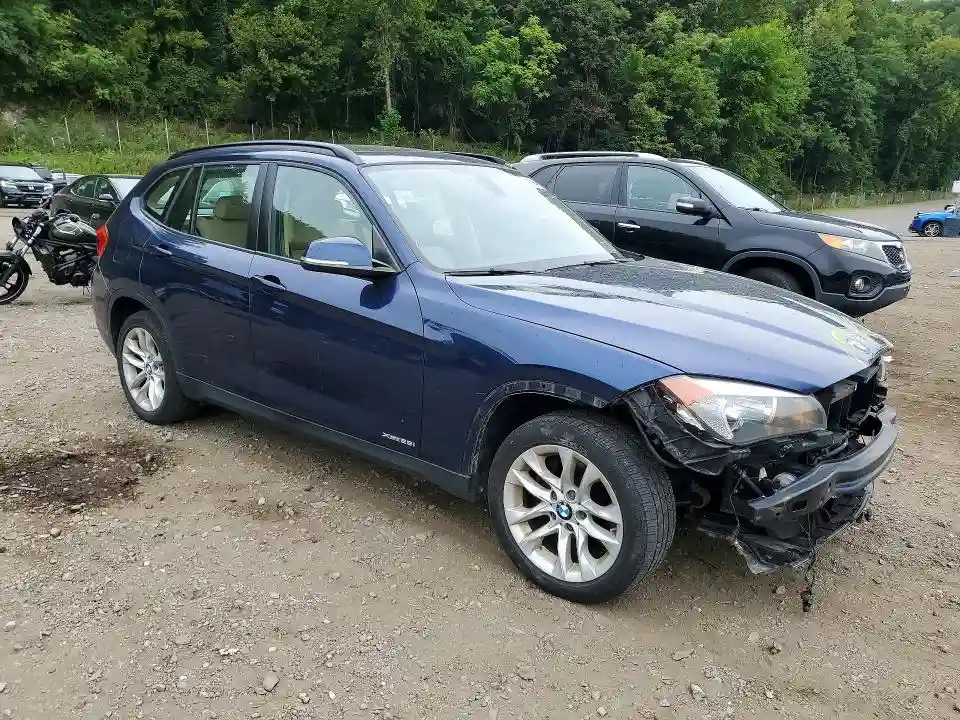 WBAVL1C52FVY40445 2015 BMW X1-3