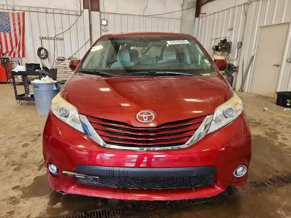5TDKK3DCXGS751607 2016 TOYOTA SIENNA-4