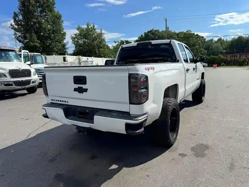 1GCVKPEHXHZ301809 2017 CHEVROLET SILVERADO-2