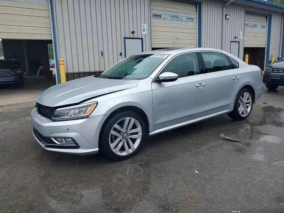 1VWCT7A36GC055919 2016 VOLKSWAGEN PASSAT-0